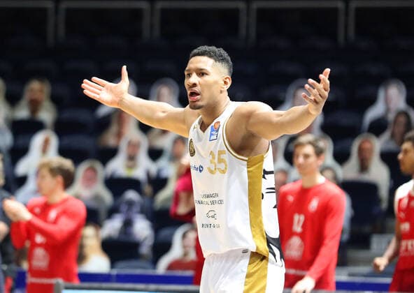 Löwen Braunschweig vs. Bamberg, BBL Braunschweig, 02.05.2021, BASKETBALL - easyCredit BBL Basketball Bundesliga, Löwen Braunschweig vs. Brose Bamberg, Saison 2020 21. Karim Jallow (Löwen Braunschweig) Braunschweig