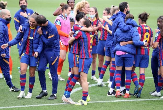 May 02, 2021, Barcelona, Catalonia, Spain: FC Barcelona, Barca players celebration at the end of the FC Barcelona-PSG match of the semifinals of the Women s UEFA Champions League, played at the Johan Cruyff stadium. Photo: JGS Cordon Press Cordon Press