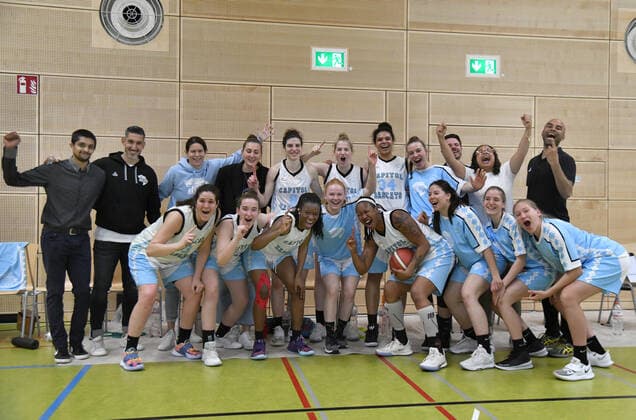 Aufstiegsspiel zur 1. Basketball-Bundesliga der Frauen. Capitol Bascats - Qool Sharks Würzburg 02.05.2021. Schlußjubel Bascats.