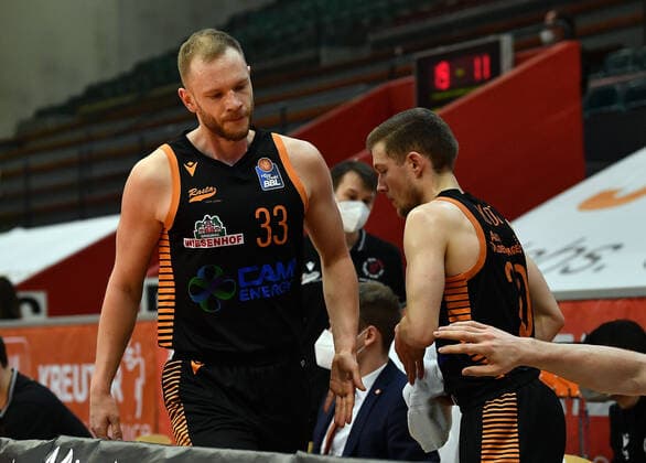 02.05.2021, xjhx, Basketball BBL Bundesliga, Giessen 46ers - SC Rasta Vechta emspor, v.l. Robin Christen (Rasta Vechta) Giessen