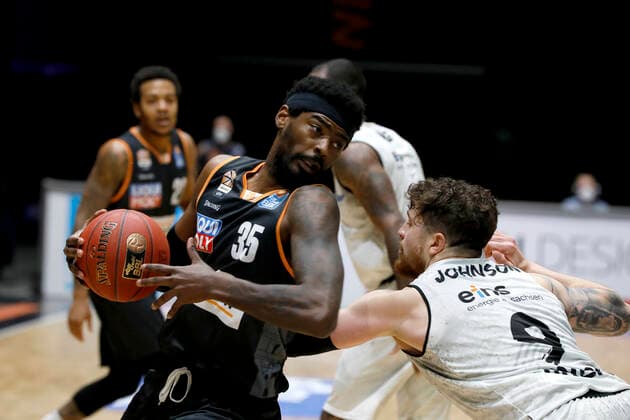 02.05.2021, easyCredit Basketball Bundesliga, BBL, Saison 2020 2021, Herren, Chemnitz Niners - Ratiopharm Ulm Aric Holman, Ratiopharm Ulm Chemnitz Messe Chemnitz Sachsen Germany