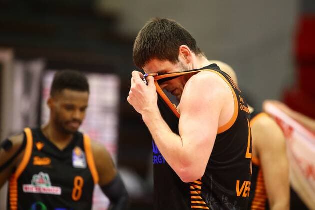 Will Vorhees (Vechta) ist enttaeuscht nach der Niederlage gegen Giessen Jobstairs Giessen 46ers vs Rasta Vechta, Basketball, Bundesliga, 02.05.2021 Jobstairs Giessen 46ers vs Rasta Vechta, Basketball, Bundesliga, 02.05.2021 Giessen Copyright: xEibner-Pressefotox EP_RWS