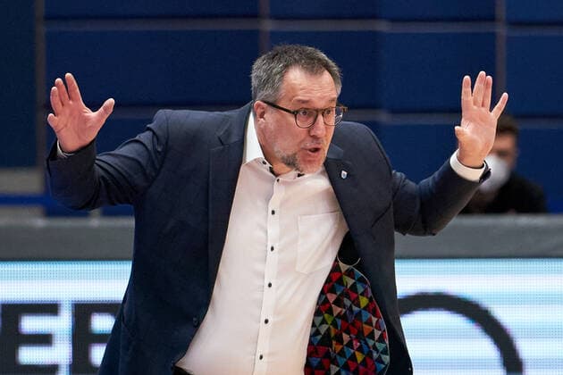 Syntainics MBC - Medi Bayreuth, Basketball, Bundesliga, Maenner, 2020 2021, 32. Spieltag, 02.05.2021, Headcoach Silvano Poropat (MBC). Syntainics MBC - Medi Bayreuth, Basketball, Bundesliga, Maenner, 2020 2021, 32. Spieltag, 02.05.2021, Weissenfels