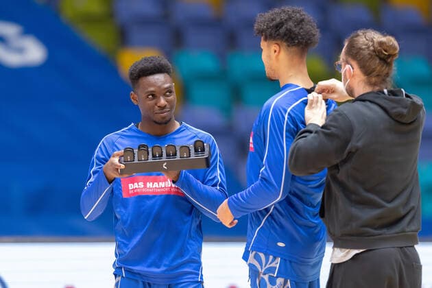 Fraport Skyliners - EWE Baskets Oldenburg, easyCredit BBL Alvin Onyia (Fraport Skyliners, 10). Basketball-Spiel der easyCredit BBL zwischen den Fraport Skyliners und EWE Baskets Oldenburg am 2. Mai 2021 in der Fraport-Arena in Frankfurt am Main., Frankfurt am Main Hessen Deutschland Fraport-Arena