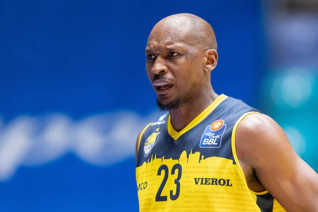 Fraport Skyliners - EWE Baskets Oldenburg, easyCredit BBL Rickey Paulding (Oldenburg, 23). Basketball-Spiel der easyCredit BBL zwischen den Fraport Skyliners und EWE Baskets Oldenburg am 2. Mai 2021 in der Fraport-Arena in Frankfurt am Main., Frankfurt am Main Hessen Deutschland Fraport-Arena