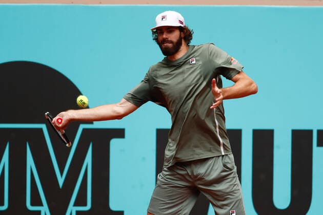 May 3, 2021, MADRID, MADRID, SPAIN: Reilly Opelka of United States in action during his Men s Singles match, round of 64, against Dominik Koepfer of Germany on the ATP, Tennis Herren Masters 1000 - Mutua Madrid Open 2021 at La Caja Magica on May 3, 2021 in Madrid, Spain. MADRID SPAIN - ZUMAa181 20210503_zaa_a181_064 Copyright: xOscarxJ.xBarrosox