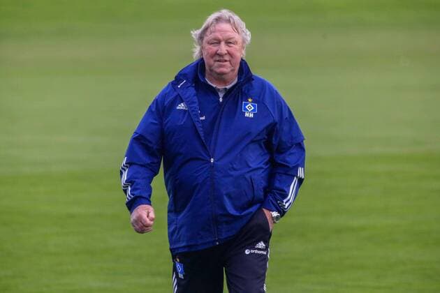 1. Training von Trainer Horst Hrubesch ( HSV ) Deutschland , Hamburg , Volkspark , 2. Fussball Bundesliga , Training des Hamburger SV