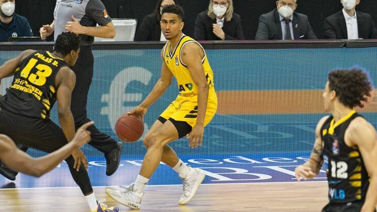 Maodo Lo - Alba 0, 04.05.2021, BBL, Alba Berlin vs MHP RIESEN Ludwigsburg, in der Mercedes Benz Arena, GER, Berlin, 04.05.2021, BBL, Alba vs MHP RIESEN Ludwigsburg Berlin Copyright: xUwexKoch Eibner-Pressefotox EP_UKH