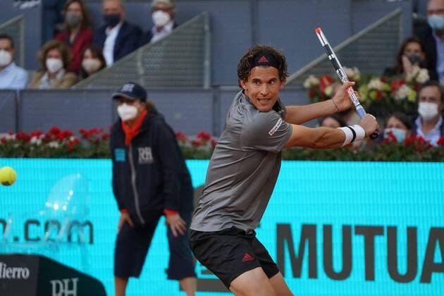 Dominic Thiem (AUT) vs Marcos Giron (US) Durning Match WTA, Tennis Damen 1000 - Mutua Madrid Open 2021, Madrid May 4, 2021 Cordon Press