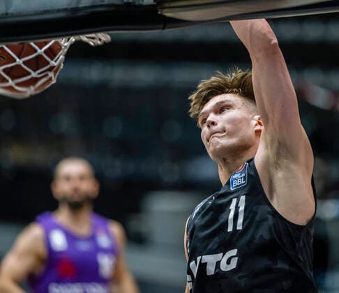 Sport Bilder des Tages Maik Kotsar (Towers) 04.05.21, Hamburg Towers vs. BG Göttingen, Hamburg-Wilhelmsburg, edel-optics Arena, easyCredit BBL, Basketball Bundesliga, Saison 2020 2021, 33. Spieltag Â