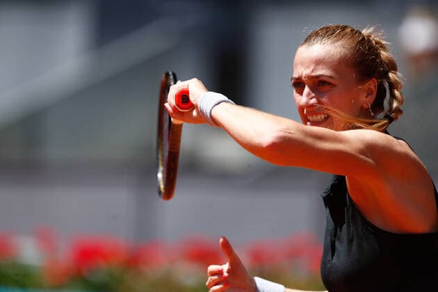 May 5, 2021, MADRID, MADRID, SPAIN: Petra Kvitova of Czech Republic in action during her Women s Singles match, Quarter of Final, against Ashleigh Barty of Australia on the WTA, Tennis Damen 1000 - Mutua Madrid Open 2021 at La Caja Magica on May 5, 2021 in Madrid, Spain. MADRID SPAIN - ZUMAa181 20210505_zaa_a181_168 Copyright: xOscarxJ.xBarrosox