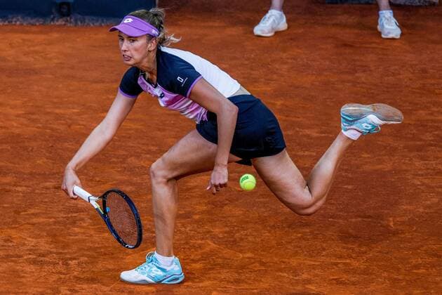 Belgian Elise Mertens in action against Aryna Sabalenka of Belarus during their Mutua Madrid Open macht held in Madrid, Spain, 05 May 2021. Mutua Madrid Open tennis tournament !ACHTUNG: NUR REDAKTIONELLE NUTZUNG!  Copyright: xJuanjoxMartinx GRAF336 20210505-637558478503407200