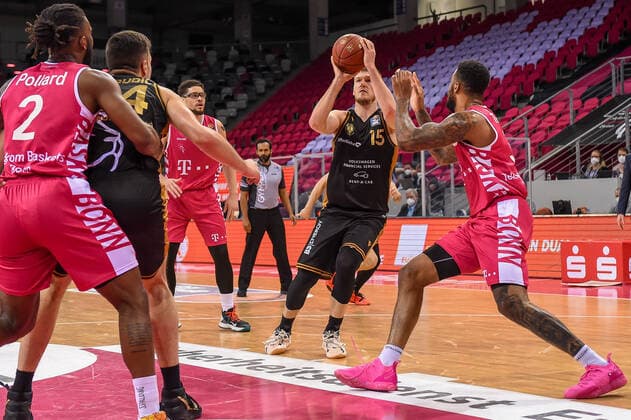 easyCredit BBL, Telekom Baskets Bonn vs. Basketball Loewen Braunschweig, 05.05.2021 Martin Peterka (Basketball Loewen Braunschweig 15), easyCredit BBL, Telekom Baskets Bonn vs. Basketball Loewen Braunschweig am 05.05.2021 im Telekom Dome Bonn, Bonn (Nordrhein-Westfalen) Copyright: xBEAUTIFULxSPORTS Mueller-Laschetx