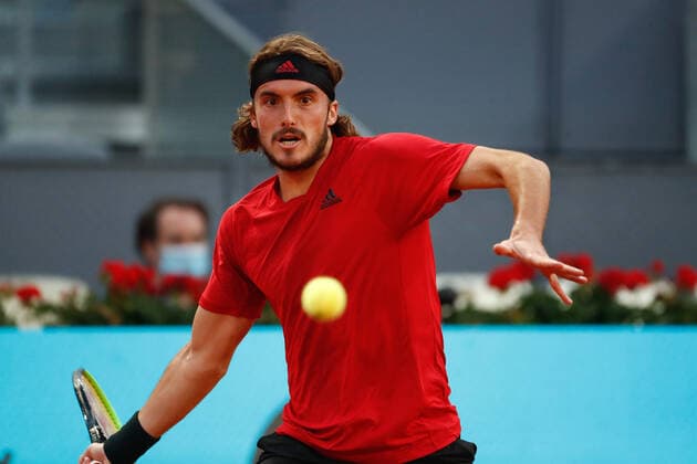 May 5, 2021, MADRID, MADRID, SPAIN: Stefanos Tsitsipas of Greece in action during his Men s Singles match, round of 32, against Benoit Paire of France on the ATP, Tennis Herren Masters 1000 - Mutua Madrid Open 2021 at La Caja Magica on May 5, 2021 in Madrid, Spain. MADRID SPAIN - ZUMAa181 20210505_zaa_a181_267 Copyright: xOscarxJ.xBarrosox