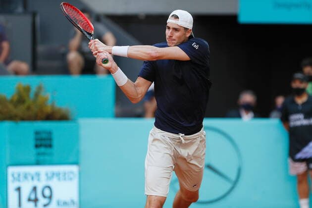 John Isner (USA), MAY 5, 2021 - Tennis : John Isner of USA during singles 2nd round match against Roberto Bautista Agut of Spain on the ATP, Tennis Herren Masters 1000 Mutua Madrid Open tennis tournament at the Caja Magica in Madrid, Spain. Noxthirdxpartyxsales  (0117103686st)