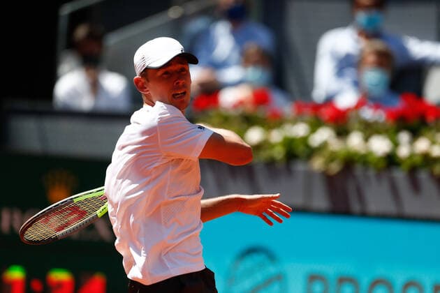 May 6, 2021, MADRID, MADRID, SPAIN: Alex de Minaur of Australia in action during his Men s Singles match, round of 16, against Dominic Thiem of Austria on the ATP, Tennis Herren Masters 1000 - Mutua Madrid Open 2021 at La Caja Magica on May 6, 2021 in Madrid, Spain. MADRID SPAIN - ZUMAa181 20210506_zaa_a181_010 Copyright: xOscarxJ.xBarrosox