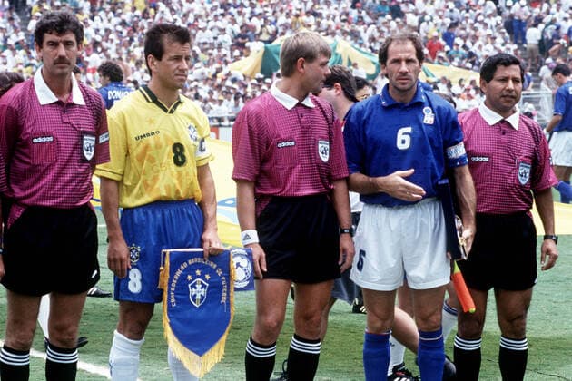 CARLOS DUNGA, Brasile, SANDOR PUHL, Referee, FRANCO BARESI, Italia, FIFA World Cup, WM, Weltmeisterschaft, Fussball USA 1994, Final, Brazil vs Italy 0-0 (3-2 apk), Pasadena CAMPIONATI MONDIALI USA 1994 FINALE BRASILE-ITALIA 0-0 (3-2 dts)