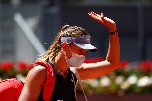 May 6, 2021, MADRID, MADRID, SPAIN: Paula Badosa of Spain in action during her Women s Singles match, Semifinals, against Ashleigh Barty of Australia on the WTA, Tennis Damen 1000 - Mutua Madrid Open 2021 at La Caja Magica on May 6, 2021 in Madrid, Spain. MADRID SPAIN - ZUMAa181 20210506_zaa_a181_094 Copyright: xOscarxJ.xBarrosox
