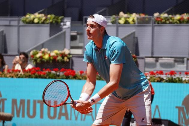 Dominic Thiem (AUT) VS John Isner (US) Durning Match Master 1000 - Mutua Madrid Open 2021, Madrid May 7, 2021 Cordon Press