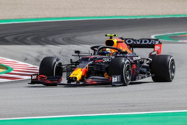 11 PEREZ Sergio (mex), Red Bull Racing Honda RB16B, action during the Formula 1 Aramco Gran Premio De Espana 2021 from May 07 to 10, 2021 on the Circuit de Barcelona-Catalunya, in Montmelo, near Barcelona, Spain - FORMULE 1 : Grand prix d Espagne - Barcelone - Essais - 07 05 2021 DPPI Panoramic 