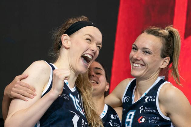 08.05.2021, Fribourg, St-LÃ onard di Friborgo, Patrick Baumann Swiss Cup Frauen: Geneve Elite Basket - BCF Elfic Fribourg, Am Jubeln 15 Fogg Abigail (Elfic Fribourg) und 9 Giroud Marielle (Elfic Fribourg) Fribourg Fribourg Schweiz Copyright: xJustPictures.ch TilxBuergyx