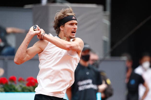 May 8, 2021, MADRID, MADRID, SPAIN: Alexander Zverev of Germany in action during his Men s Singles match, Semifinals, against Dominic Thiem of Austria on the ATP, Tennis Herren Masters 1000 - Mutua Madrid Open 2021 at La Caja Magica on May 8, 2021 in Madrid, Spain. MADRID SPAIN - ZUMAa181 20210508_zaa_a181_375 Copyright: xOscarxJ.xBarrosox