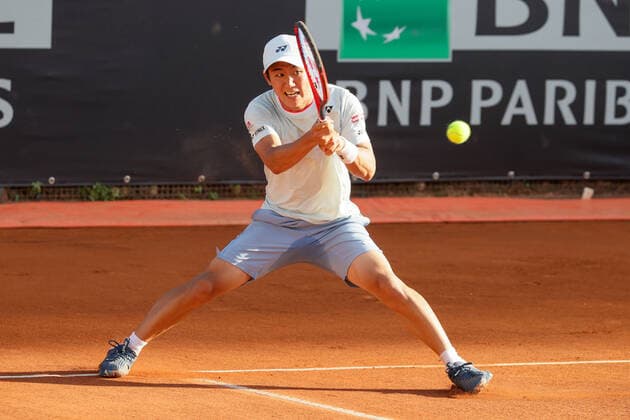 Internazionali BNL D Italia 2021 - Yoshihito Nishioka ROME, ITALY, MAY 08: Yoshihito Nishioka of Japan in action during a tennis match against Gregoire Barrere of France at Internazionali BNL D Italia in Rome, Italy on May 08, 2021. Rome Italy 6636_239792 Copyright: xGiampieroxSposito PentaxPressx
