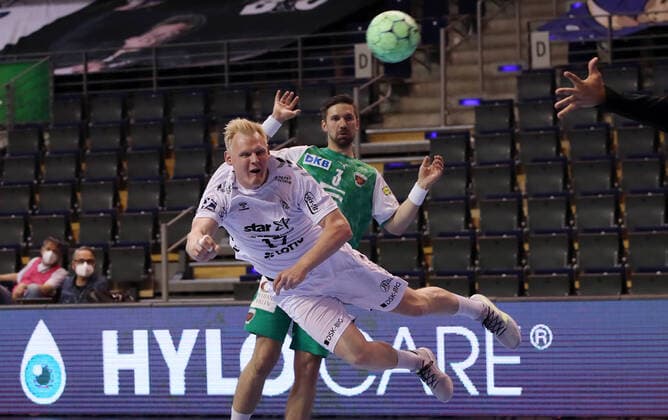 Patrick Wiencek, Fabian Wiede Handball HBL Bundesliga Herren Saison 2020 2021 09.05.2021 Füchse Berlin vs. THW Kiel Geisterspiel Corona Covid 19