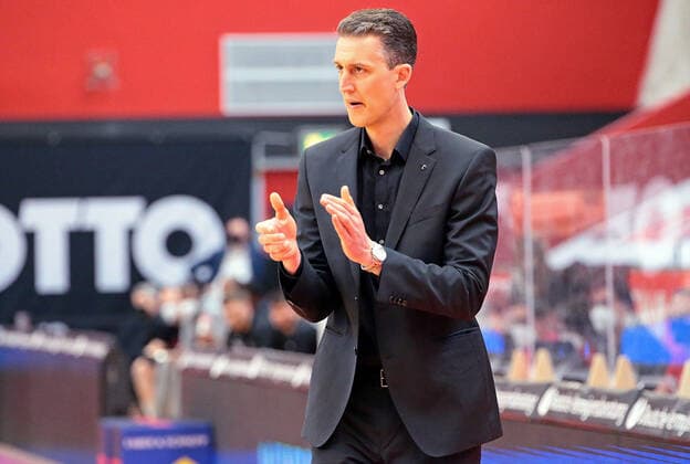 09.05.2021, xovx, Basketball BBL, JobStairs Gießen 46ers - Basketball Löwen Braunschweig Headcoach Pete Strobl (Basketball Löwen Braunschweig) Gießen Sporthalle Gießen-Ost Hessen Deutschland (DE)