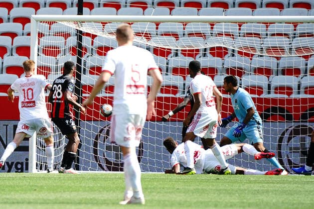 But - Steve Mounie (Brest) FOOTBALL : OGC Nice vs Brest - Ligue 1 Uber Eats - Nice - 09 05 2021 NorbertScanella PanoramiC 