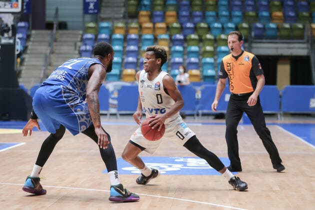 Murphy Kamari,(Fraport Skyliners, 21),Shorts TJ,(Hamburg Towers, 0), , GER, Basketball,Fraport Skyliners - EWE Baskets Oldenburg, 02.05.2021, Frankfurt Copyright: xEibner-Pressefoto UlrichxScherbaumx EP_usm