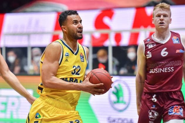 Chemnitz, Deutschland 09. Mai 2021: 1. BBL - 2020 2021 - Niners Chemnitz vs. Alba Berlin Johannes Thiemann (Berlin) Messe Chemnitz Sachsen Copyright: xFotostandx xDostmannx