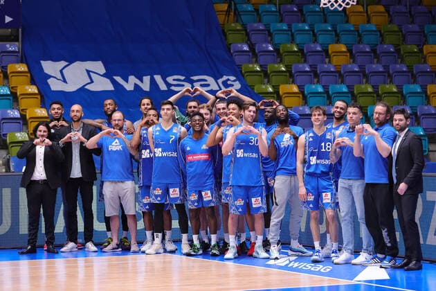 Fraport Skyliners - Hamburg Towers, easyCredit BBL BIG LOVE: Die Fraport Skyliners bedanken sich für die Unterstüztung und Treue der Fans. Basketball-Spiel der easyCredit BBL zwischen den Fraport Skyliners und den Hamburg Towers am 9. Mai 2021 in der Fraport-Arena in Frankfurt am Main., Frankfurt am Main Hessen Deutschland Fraport-Arena