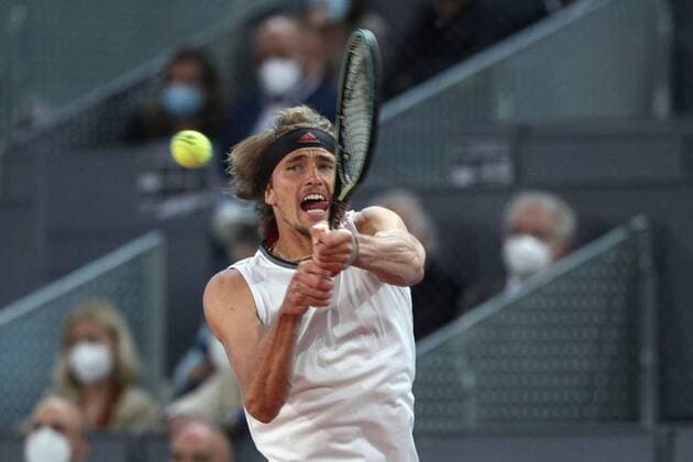 Alexander Zverev of Germany in action against Matteo Berrettini of Italy during the men s final at the Mutua Madrid Open tennis tou?rnament in Madrid, Spain, 09 May 2021. Mutua Madrid Open tennis tou?rnament !ACHTUNG: NUR REDAKTIONELLE NUTZUNG!  Copyright: xRodrigoxJimenezx GRAF3433 20210509-637561843568730309