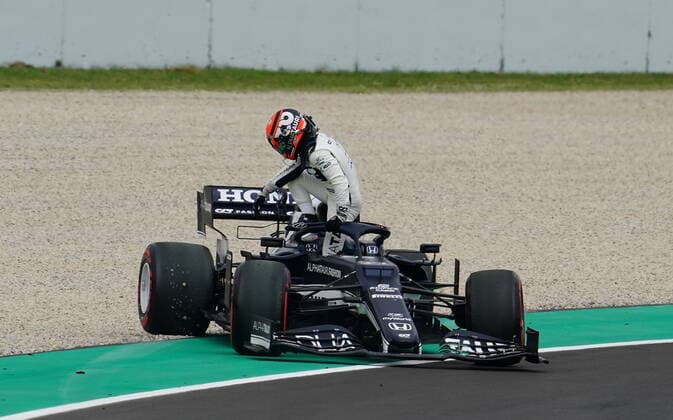 F1 Aramco Grand Prix von Spanien 2021 09.05.2021, Circuit de Catalunya, Barcelona, F1 Aramco Grand Prix von Spanien 2021 , im Bild Ausfall von Yuki Tsunoda (JPN 22), Scuderia AlphaTauri Honda