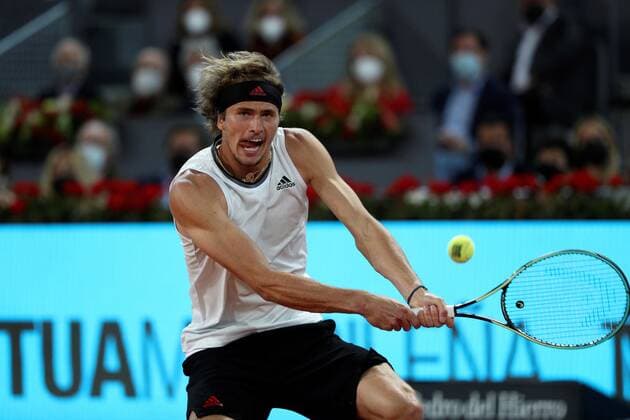 Alexander Zverev of Germany in action against Matteo Berrettini of Italy during the men s final at the Mutua Madrid Open tennis tou?rnament in Madrid, Spain, 09 May 2021. Mutua Madrid Open tennis tou?rnament !ACHTUNG: NUR REDAKTIONELLE NUTZUNG!  Copyright: xRodrigoxJimenezx GRAF3491 20210509-637561870737538616
