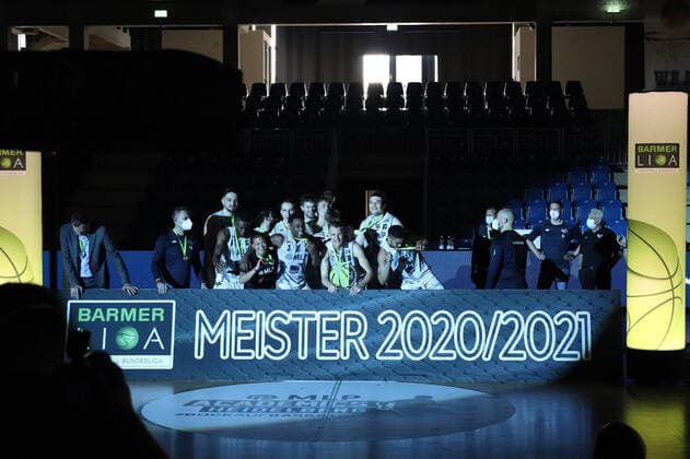 Das Team der MLP Academics Heidelberg ist Meister der Saison 2020 2021 beim 2. Final-Spiel in der BARMER 2. Basketball Bundesliga Pro A, MLP Academics Heidelberg - Bayer Giants Leverkusen. Heidelberg. 09.05.21 Basketball , 09.05.2021, Heidelberg (Deutschland)