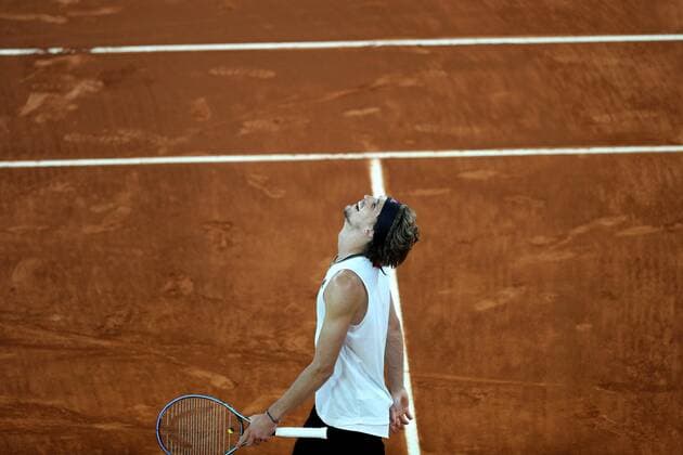 Alexander Zverev of Germany celebrates his victory against Matteo Berrettini of Italy during the men s final at the Mutua Madrid Open tennis tou?rnament in Madrid, Spain, 09 May 2021. Mutua Madrid Open tennis tou?rnament !ACHTUNG: NUR REDAKTIONELLE NUTZUNG!  Copyright: xRodrigoxJimenezx GRAF3600 20210509-637561931796208002