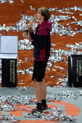 Alexander Zverev of Germany poses with the trophy after winning against Matteo Berrettini of Italy during the men s final at the Mutua Madrid Open tennis tou?rnament in Madrid, Spain, 09 May 2021. Mutua Madrid Open tennis tou?rnament !ACHTUNG: NUR REDAKTIONELLE NUTZUNG!  Copyright: xRodrigoxJimenezx GRAF3618 20210509-637561942586460551