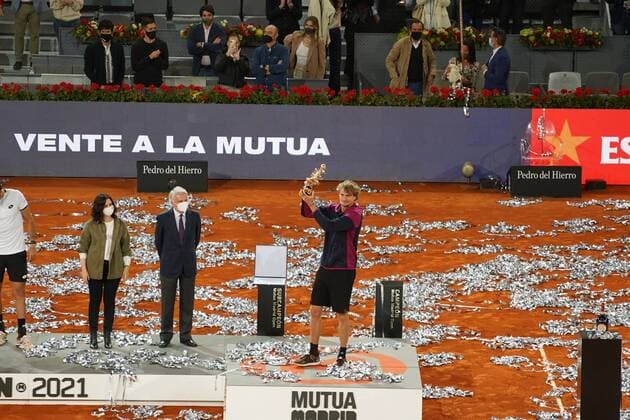 Alexander Zverev (GER) VS Matteo Berrettini (ITA) Durning final Match Master 1000 - Mutua Madrid Open 2021, Madrid May 9, 2021 Cordon Press