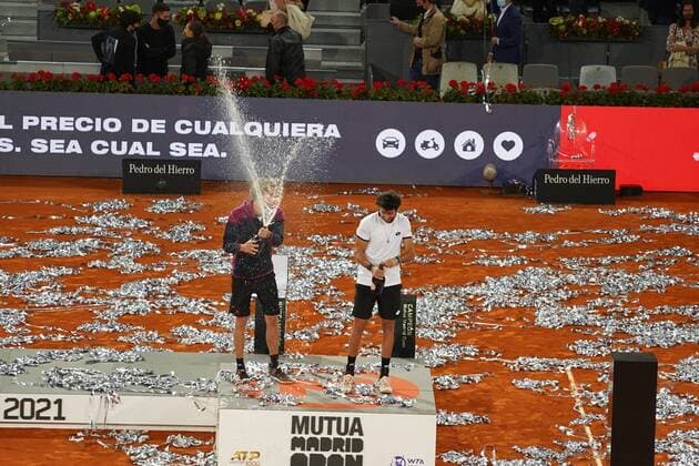 Alexander Zverev (GER) VS Matteo Berrettini (ITA) Durning final Match Master 1000 - Mutua Madrid Open 2021, Madrid May 9, 2021 Cordon Press