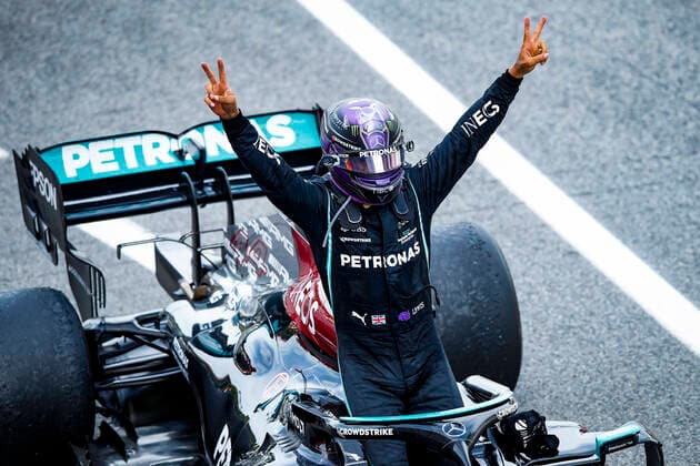 HAMILTON Lewis (gbr), Mercedes AMG F1 GP W12 E Performance celebrates his win during the Formula 1 Aramco Gran Premio De Espana 2021 from May 07 to 10, 2021 on the Circuit de Barcelona-Catalunya, in Montmelo, near Barcelona, Spain FORMULE 1 : Grand prix d Espagne - Barcelone - 09 05 2021 DPPI Panoramic 