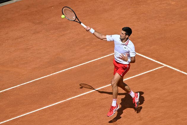 Sport Bilder des Tages Photo Fabrizio Corradetti - LaPresse 13 05 2021 Roma (Italy) Tennis 3nd round Novak Djokovic (SRB) vs Alejandro Davidovich Fokina (ESP) Internazionali BNL d Italia 2021 In the pic: Novak Djokovic  Copyright: xFabrizioxCorradetti LaPressex