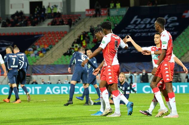 Fußball, Coupe de France, GFA Rumilly-Vallieres - AS Monaco Joie de Aurelien Tchouameni (monaco) et de ses coequipiers FOOTBALL : GFA Rumilly Vallieres vs AS Monaco - 1 2 de finale de Coupe de France - 13 05 2021 FredericChambert Panoramic 