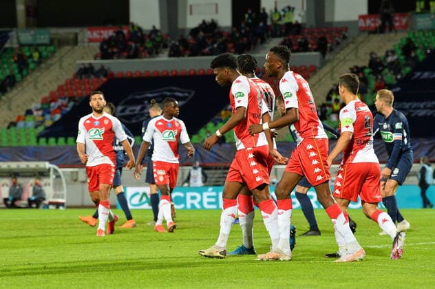 Fußball, Coupe de France, GFA Rumilly-Vallieres - AS Monaco Joie de Aurelien Tchouameni (monaco) et de ses coequipiers FOOTBALL : GFA Rumilly Vallieres vs AS Monaco - 1 2 de finale de Coupe de France - 13 05 2021 FredericChambert Panoramic 