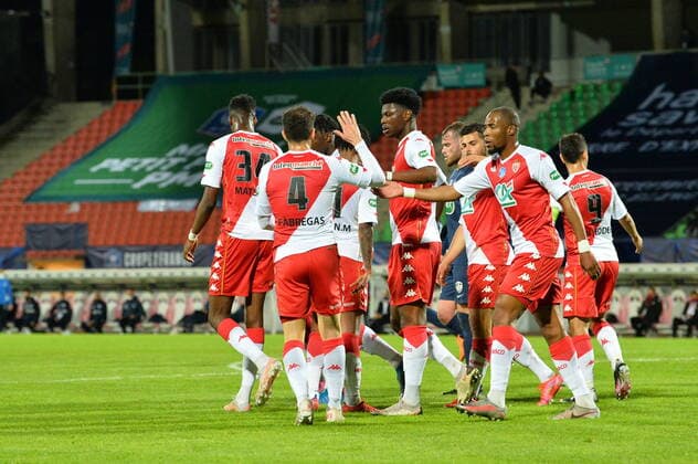 Fußball, Coupe de France, GFA Rumilly-Vallieres - AS Monaco Joie de Aurelien Tchouameni (monaco) et de ses coequipiers FOOTBALL : GFA Rumilly Vallieres vs AS Monaco - 1 2 de finale de Coupe de France - 13 05 2021 FredericChambert Panoramic 