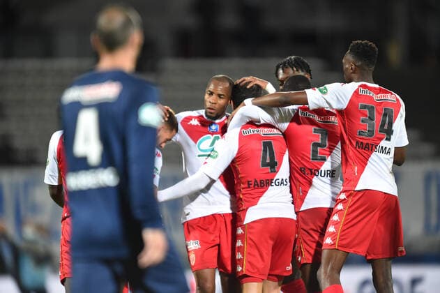 Fußball, Coupe de France, GFA Rumilly-Vallieres - AS Monaco Joie de Djibril Sidibe et ses coequipiers (monaco) FOOTBALL : GFA Rumilly Vallieres vs AS Monaco - 1 2 de finale de Coupe de France - 13 05 2021 FredericChambert Panoramic 