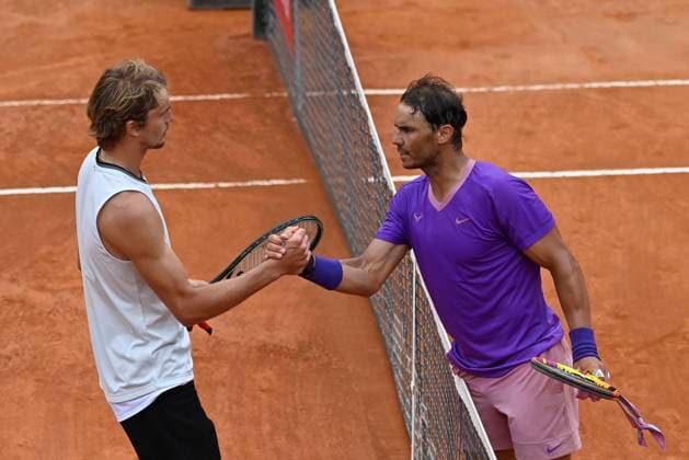 Sport Themen der Woche KW19 Sport Bilder des Tages Photo Fabrizio Corradetti - LaPresse 14 05 2021 Roma (Italy) Tennis Quarter final Alexander Zverev (GER) vs Rafael Nadal (ESP) Internazionali BNL d Italia 2021 In the pic: Alexander Zverev, Rafael Nadal  Copyright: xFabrizioxCorradetti LaPressex