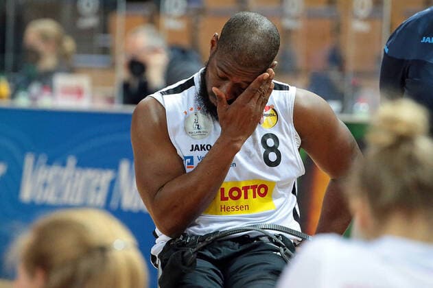 15.05.2021, xovx, Rollstuhlbasketball Bundesliga, Playoffs-Finale Deutsche Meisterschaft - Spiel 2, RSV Lahn-Dill - RSB Thuringia Bulls Brian Bell (RSV Lahn-Dill) enttäuscht nach der 45:52 Niederlage gegen den RSB Thuringia Bulls. Wetzlar Rittal-Arena Hessen Deutschland (DE)