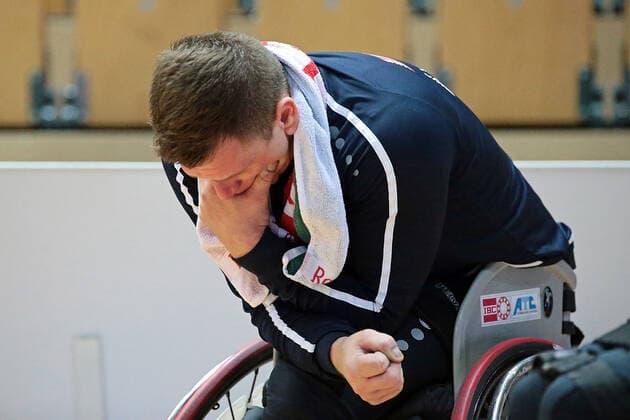 15.05.2021, xovx, Rollstuhlbasketball Bundesliga, Playoffs-Finale Deutsche Meisterschaft - Spiel 2, RSV Lahn-Dill - RSB Thuringia Bulls Dominik Mosler (RSV Lahn-Dill) enttäuscht nach der 45:52 Niederlage gegen den RSB Thuringia Bulls. Wetzlar Rittal-Arena Hessen Deutschland (DE)